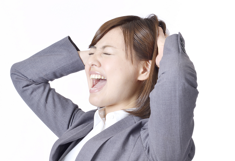 雑談ができず叫ぶ女性